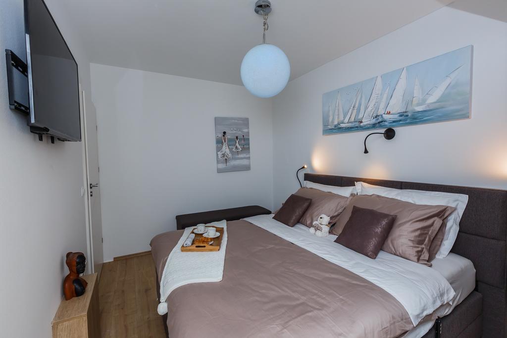 Villa Apartments Katja تروغير المظهر الخارجي الصورة