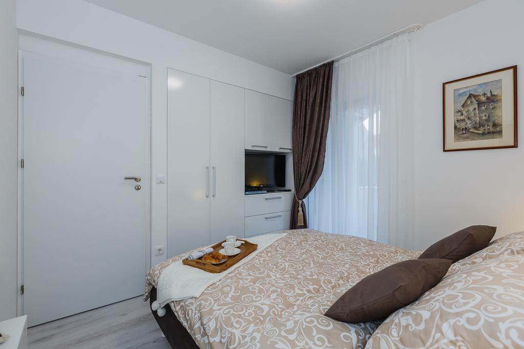 Villa Apartments Katja تروغير المظهر الخارجي الصورة