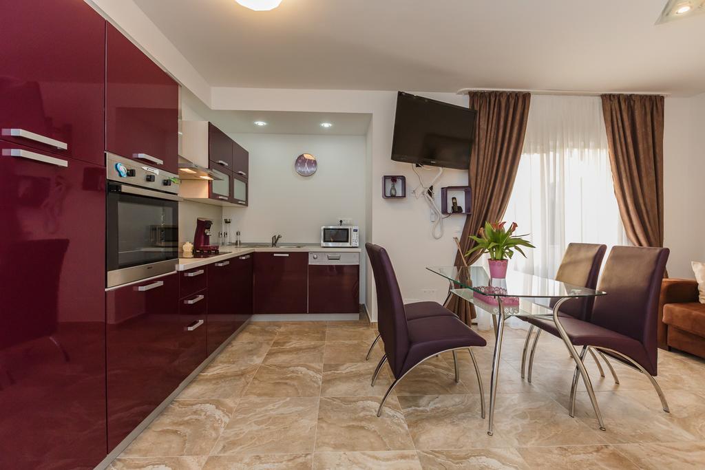 Villa Apartments Katja تروغير المظهر الخارجي الصورة