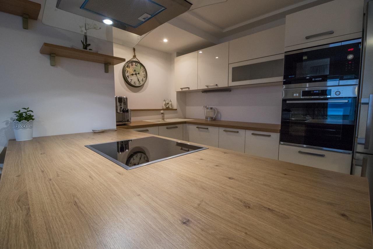 Villa Apartments Katja تروغير المظهر الخارجي الصورة